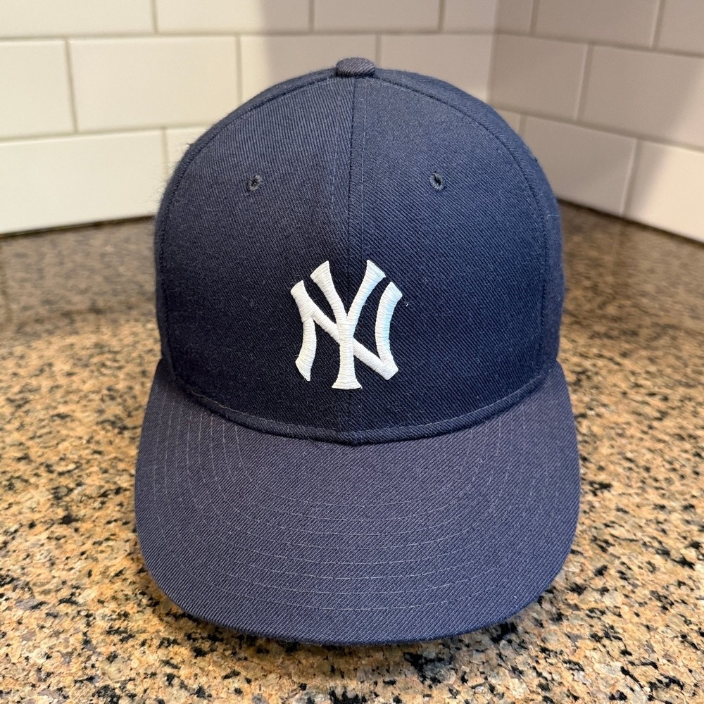Vtg 90's New York Yankees New Era 59Fifty Hat 7 1/8 Blue